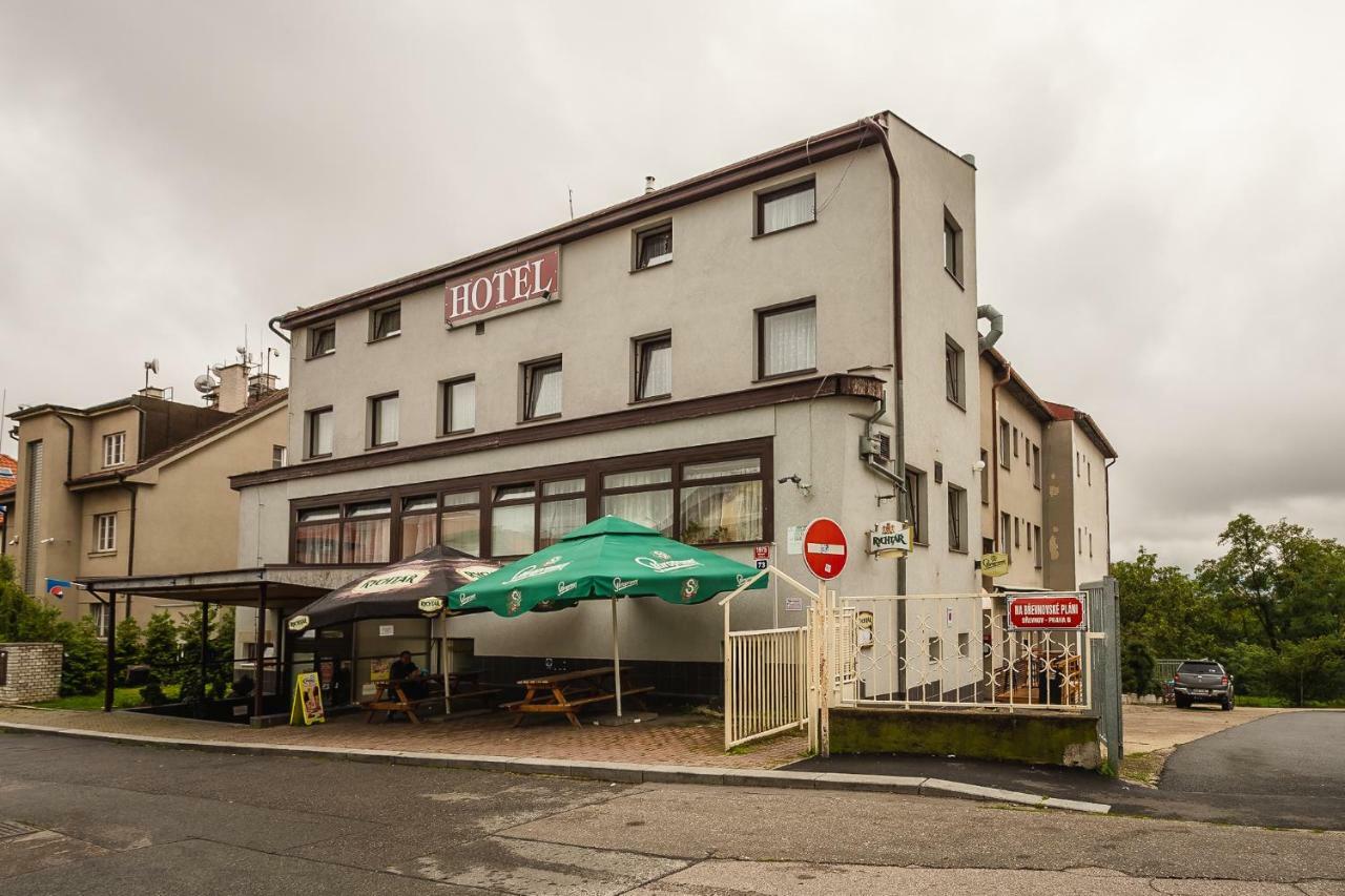 Hotel Alexander Прага Екстер'єр фото